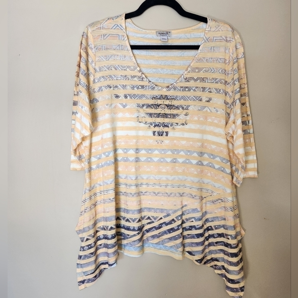 ONE world bedazzled Y2K lightweight top Size 1X